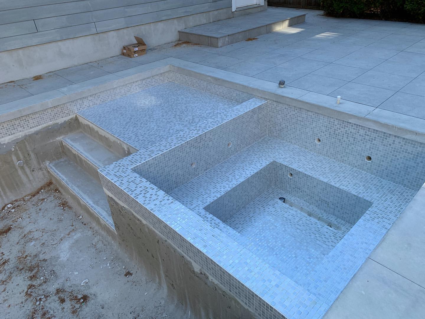 Tile Repair & Regrouting