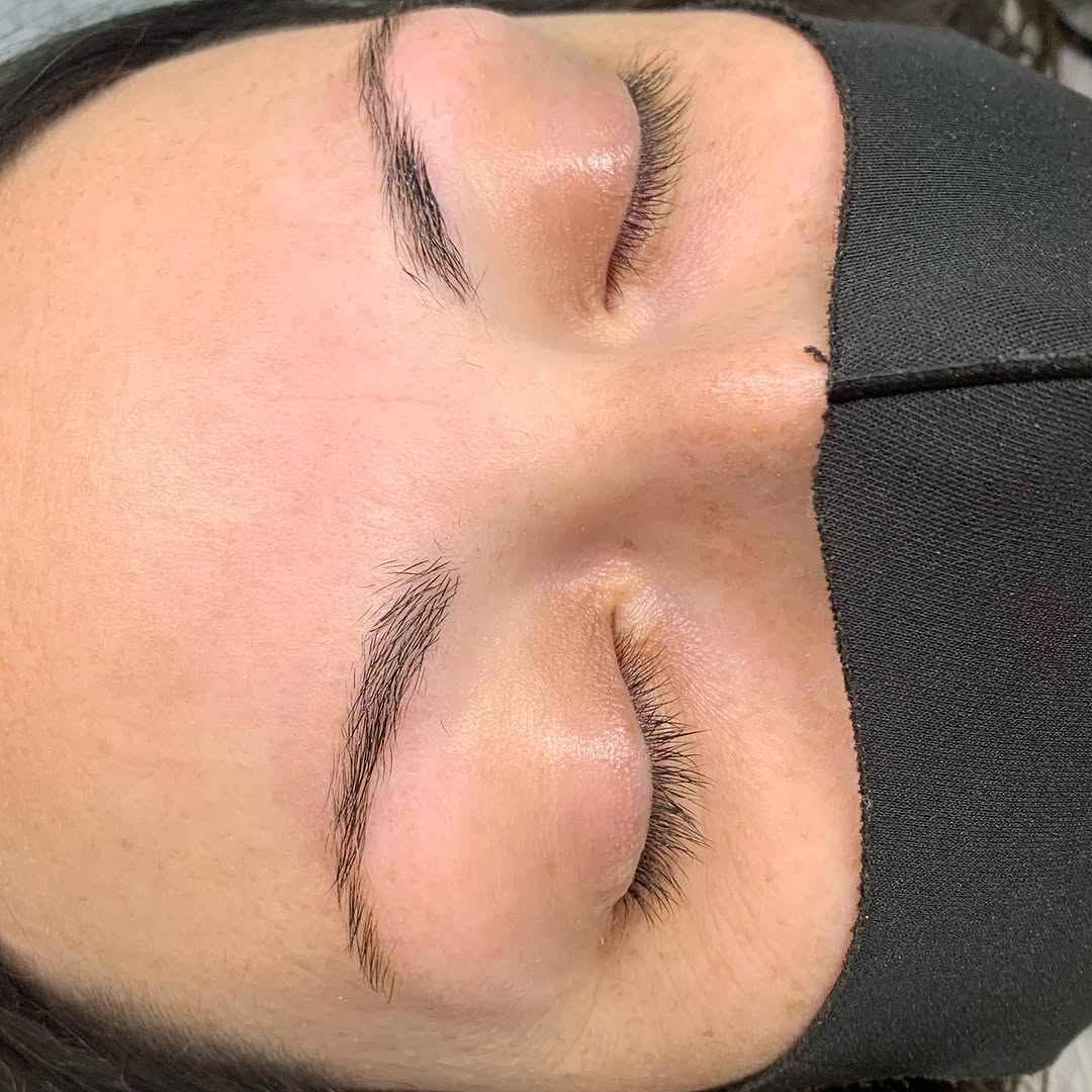 Eyebrow Feathering